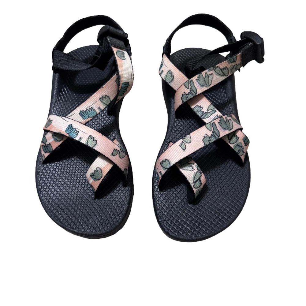 Chaco Z/2 Classic Sandals - Size 8 (Cat Wall)